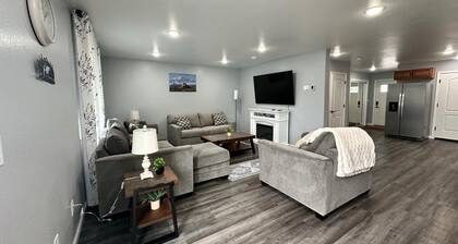 Alaska Charm 3-beds townhouse with WiFi in brilliant Fairbanks 2