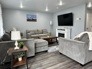 TV connectée, cheminée