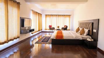 Deluxe Room | Free WiFi