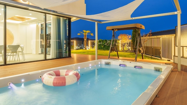 Basic Room, 1 Bedroom (Aurora 201 (Pool Villa/Spa/BBQ))