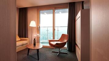 Suite | Living area