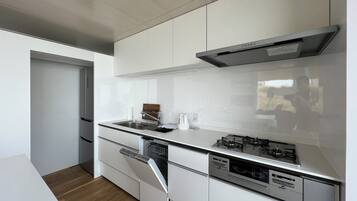 Basic Villa, Ocean View | Private kitchen | Electric kettle