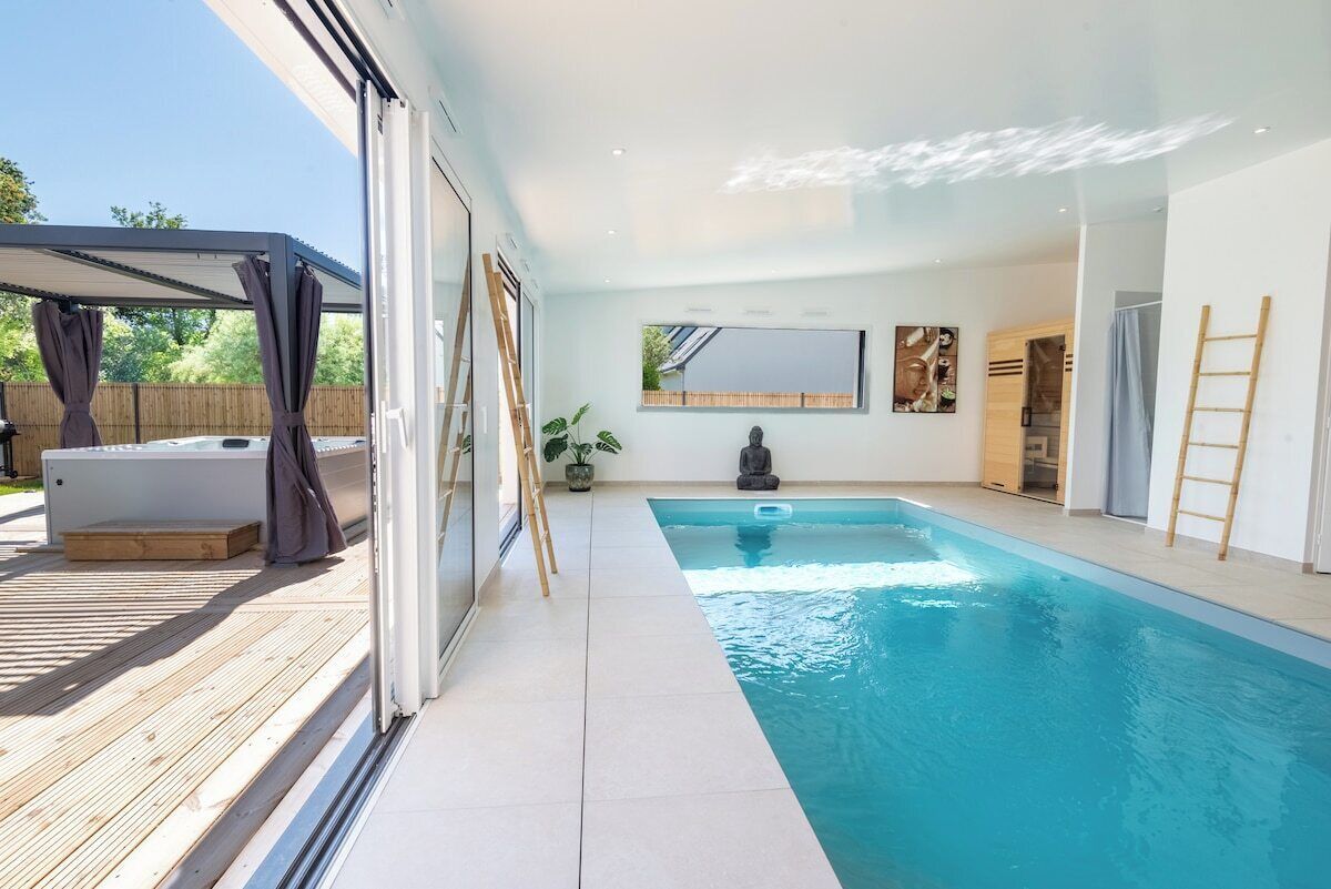 Piscine couverte, piscine chauffée