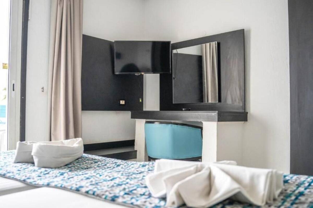 Basic Double Room Single Use | Free WiFi