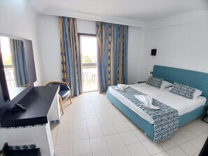 Habitación familiar, balcón | Wifi gratis 