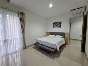 Desk, free WiFi - Roemah Audy (Pogung Lor)