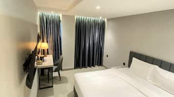 Desk, free WiFi, bed sheets