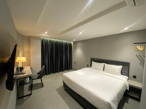 特级双人房或双床房 | 办公桌、免费 WiFi、床单