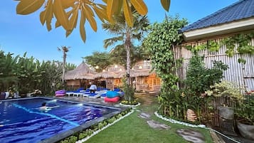 Standard-herbergi með tvíbreiðu rúmi - verönd - útsýni yfir garð | Ókeypis þráðlaus nettenging