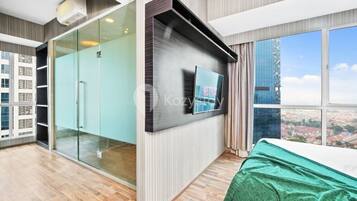 Huoneisto, 2 makuuhuonetta, kaupunkinäköala | Oleskelualue | Taulutelevisio