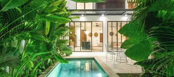 Modern 2BR Villa, Beach 5 mins