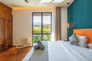 3 bedrooms, iron/ironing board, free WiFi, bed sheets - Modern 3BR Villa with Enclosed Living & Pool (Kuta Utara)