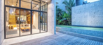 Chic 4BR Villa, Canggu Hub, 8mins to Beach Bliss