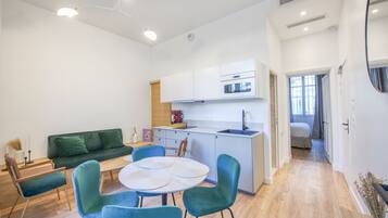 Family Apartment, 2 Bedrooms | Living area