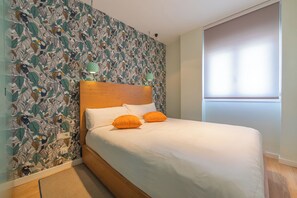 2 slaapkamers, een strijkplank/strijkijzer, wifi, beddengoed