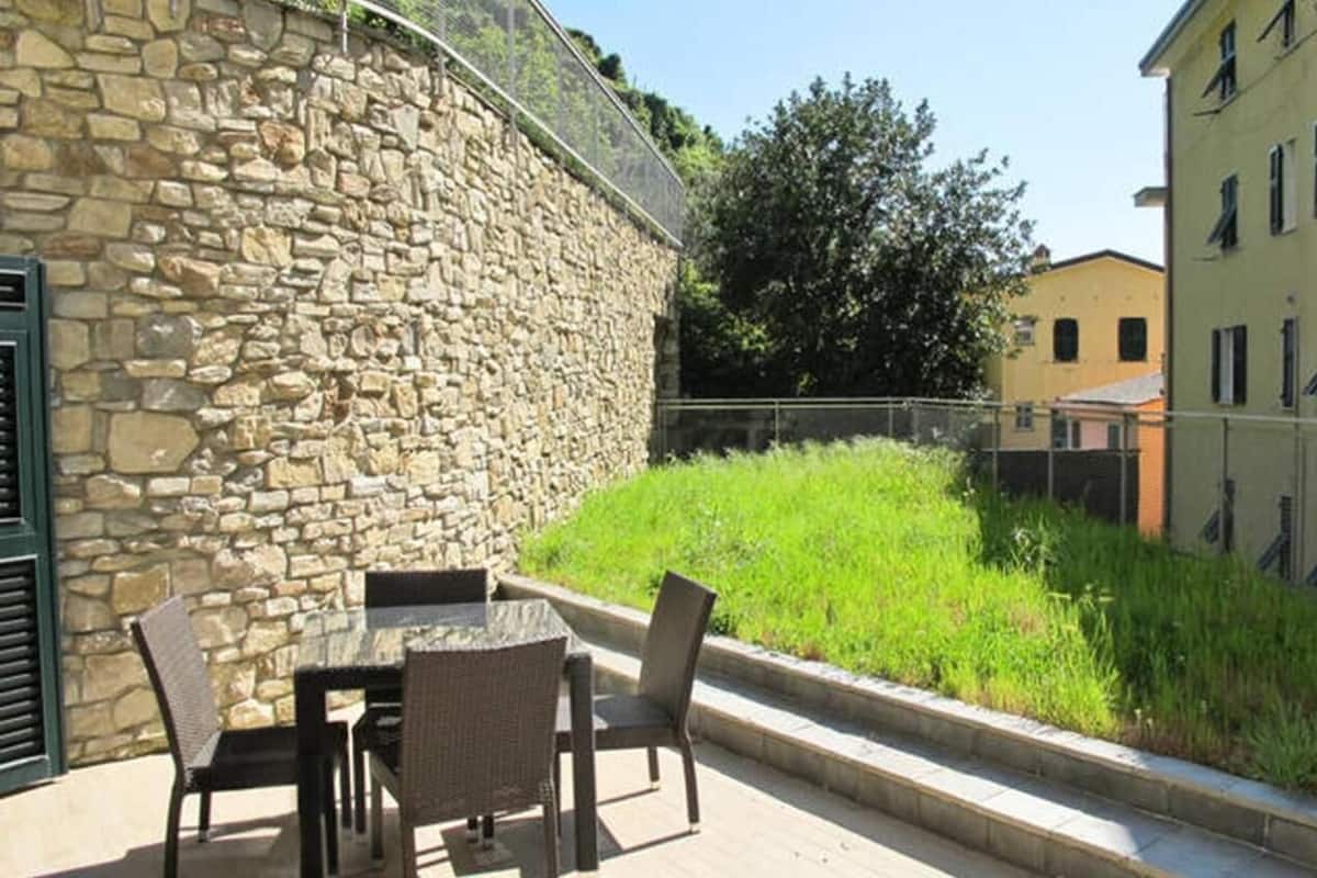 Apartment, City View | Soundproofing