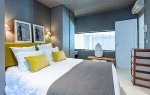 1 slaapkamer, een strijkplank/strijkijzer, wifi, beddengoed