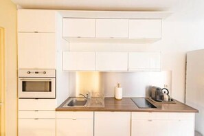 Diskmaskin och kaffe- och tebryggare