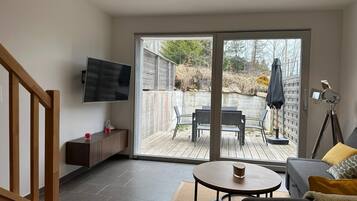 Smart-tv en een open haard