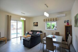 Televisor intel·ligent i oficines 