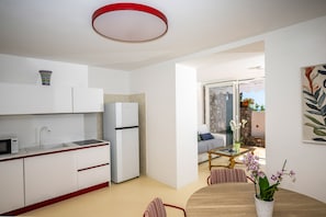 Microwave, dishwasher, cookware/dishes/utensils - Casa Fifì (Positano)