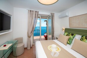 1 bedroom, bed sheets - Casa Fifì (Positano)