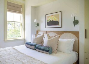 4 bedrooms, iron/ironing board, travel cot, WiFi