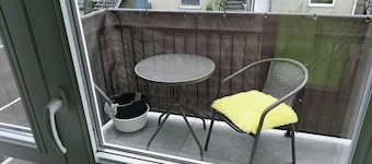Rumia - Apartment - Sleeps 8 - Parking - Seaside