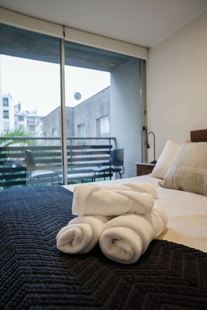 1 bedroom, iron/ironing board, WiFi, bed sheets - Modern 1BR Gem in City Center | Steps to Metro (Unknown)
