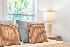 1 bedroom, iron/ironing board, travel cot, WiFi