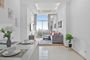 Interior - Pura by Kozystay - Kuningan (Jakarta)