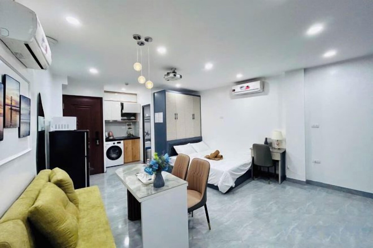 Bureau, espace de travail pour ordinateurs portables