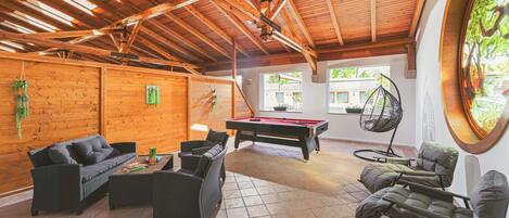 Exclusive Studio Suite, Park View | Terrace/patio