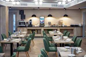 Ilmainen päivittäinen buffetaamiainen