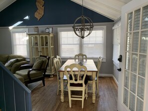 Dining - 3-bedroom house beach block in Chadwick Beach, Lavalette area with AC, WiFi + (Lavallette)