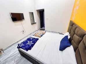 Deluxe Double Room | Soundproofing, free WiFi