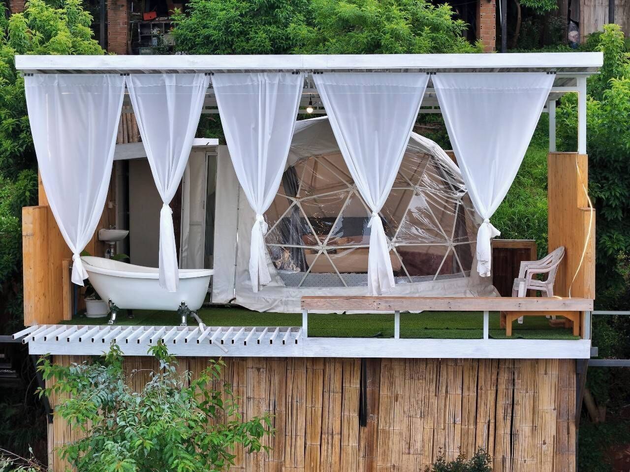 免费 WiFi、床单