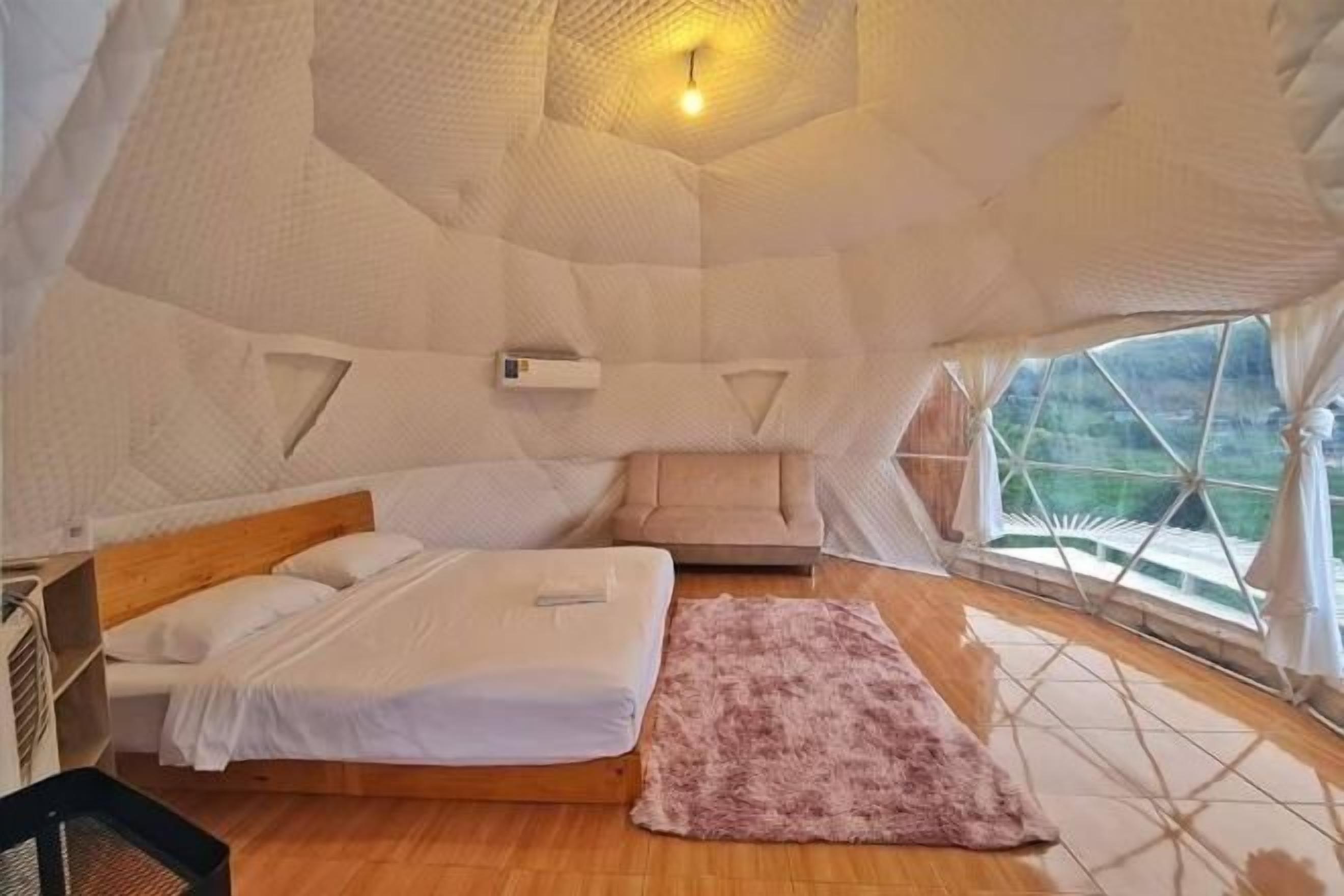 Wi-Fi gratuit, draps fournis