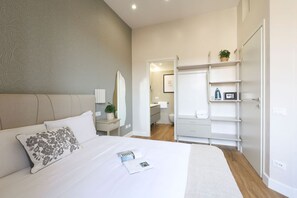 3 bedrooms - Easylife – Charm, Comfort, and Quiet Near Termini (Roma)
