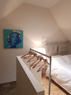 1 bedroom, iron/ironing board, WiFi, bed sheets - Au Mont Pour Deux # Mont-Saint-Michel# (In French only) (Pontorson)