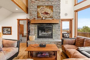 TV connectée, cheminée