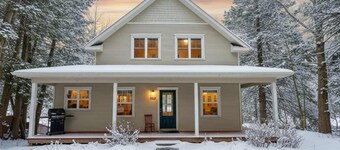 Mirror Lakefront and SPA - A Fleur D'eau