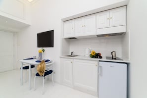 Apartment, Smoking | 1 bedroom
