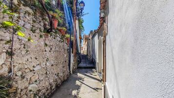 Apartment, Smoking | 1 bedroom