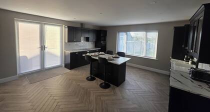 The 'old Rock' Guest House