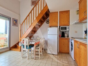 Fridge, microwave, coffee/tea maker, electric kettle