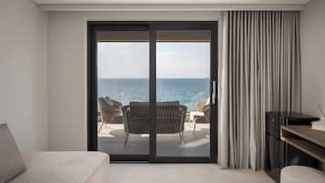 Suite Junior, balcon, vue sur la mer | Draps en coton égyptien, literie de qualité