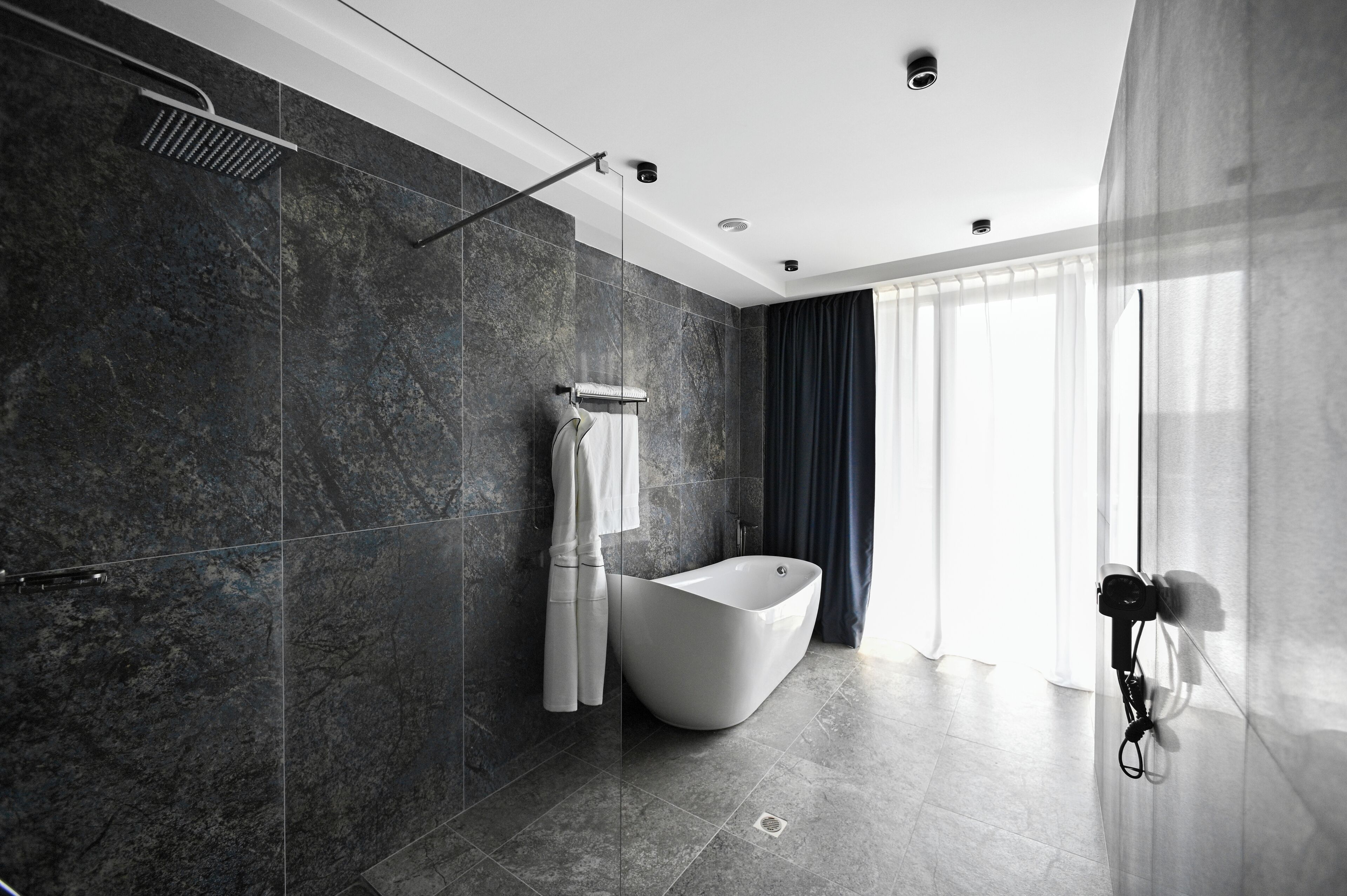 Luxury-Doppelzimmer, Balkon, Bergblick | Badezimmer