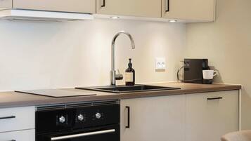 Frigorífic, forn, placa de cuina i rentaplats