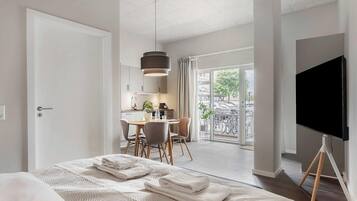 1 makuuhuone, työpöytä, silitysrauta/-lauta, Wi-Fi